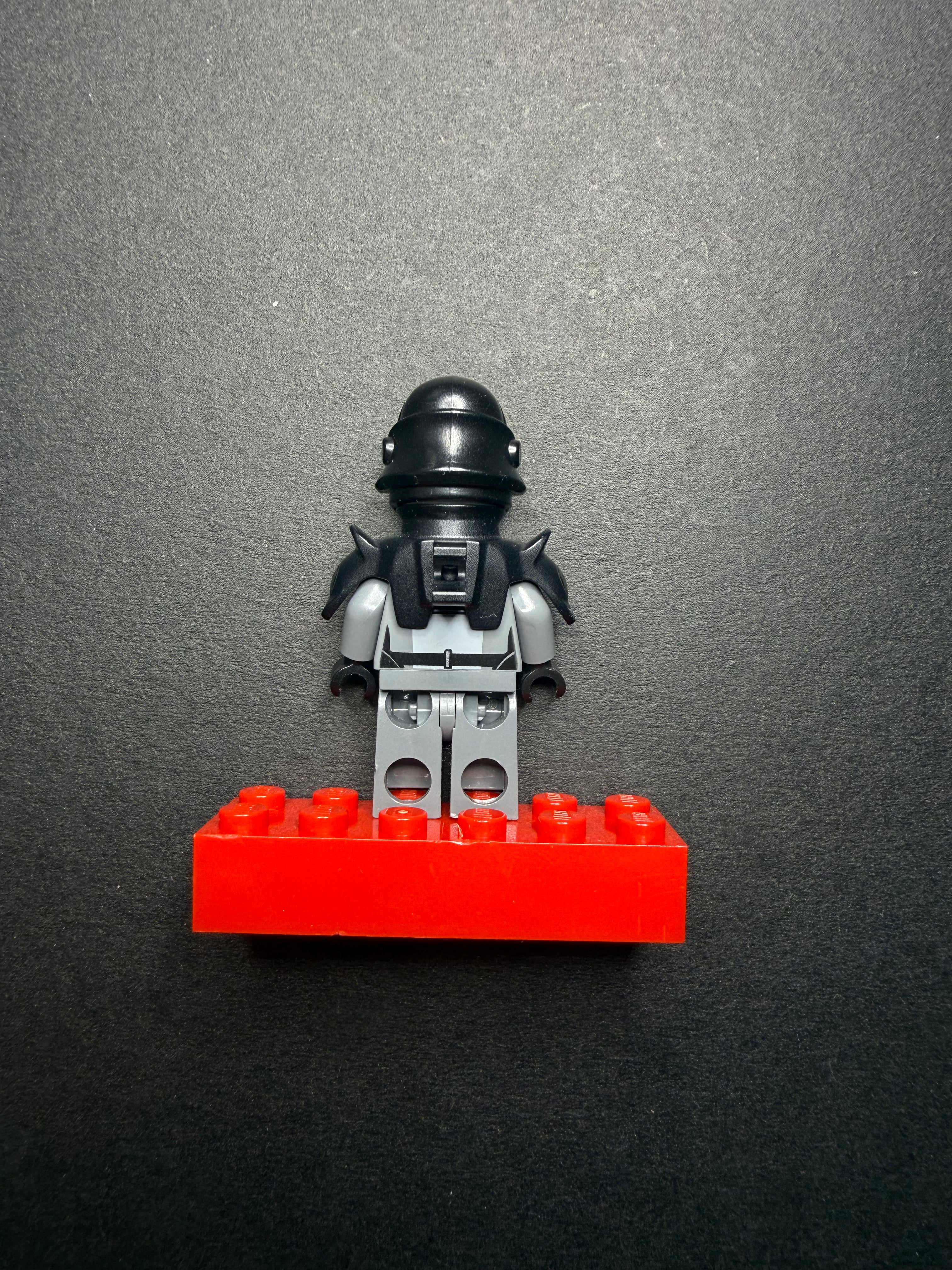 Grand Inquisitor Minifigure